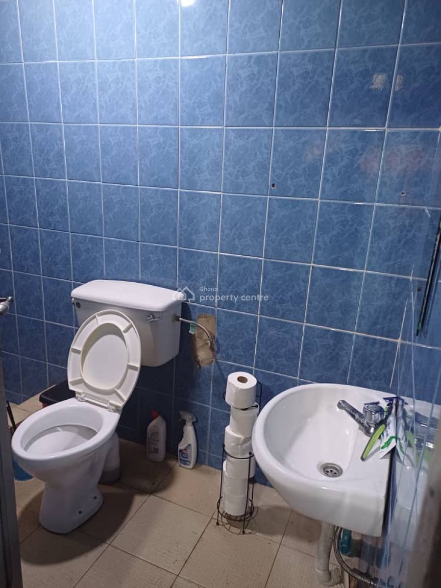 4 Bedrooms at Dome K Boat, K Boat, Dome, Ga East Municipal, Accra, Detached Bungalow for Sale