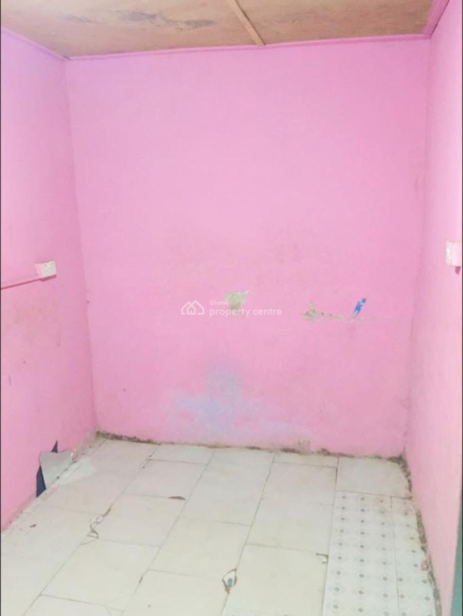 Single Room Self Contained, Bush Road, Demo Taxi Rank, Teshie New Town, Accra, Single Room Self Contained for Rent