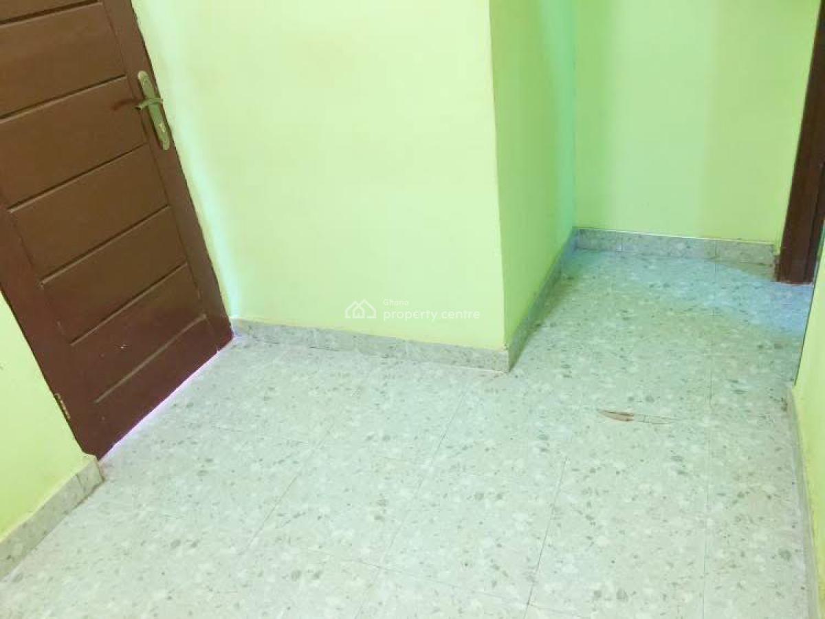 Nice Single Room Self Contained Apartment, Ako-adjei, Osu, Accra, Single Room Self Contained for Rent