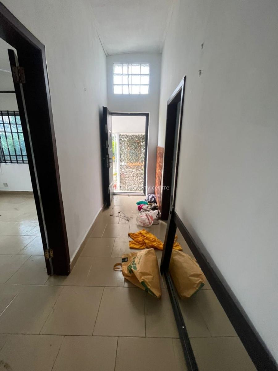 Standard 2 Bedrooms Self Contained @ Labadi, La - Wireless, Labadi-aborm, Accra, Apartment for Rent