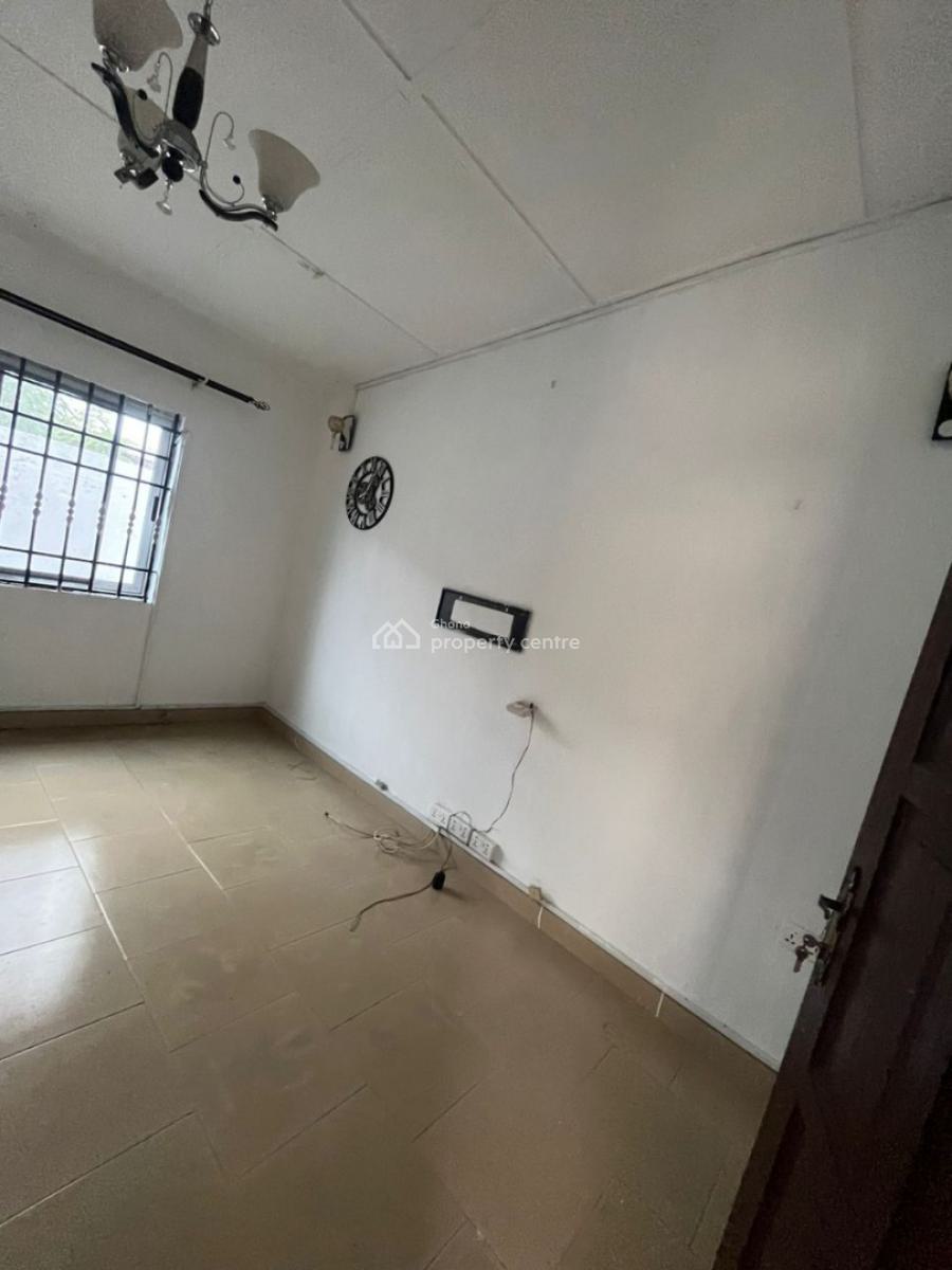 Standard 2 Bedrooms Self Contained @ Labadi, La - Wireless, Labadi-aborm, Accra, Apartment for Rent