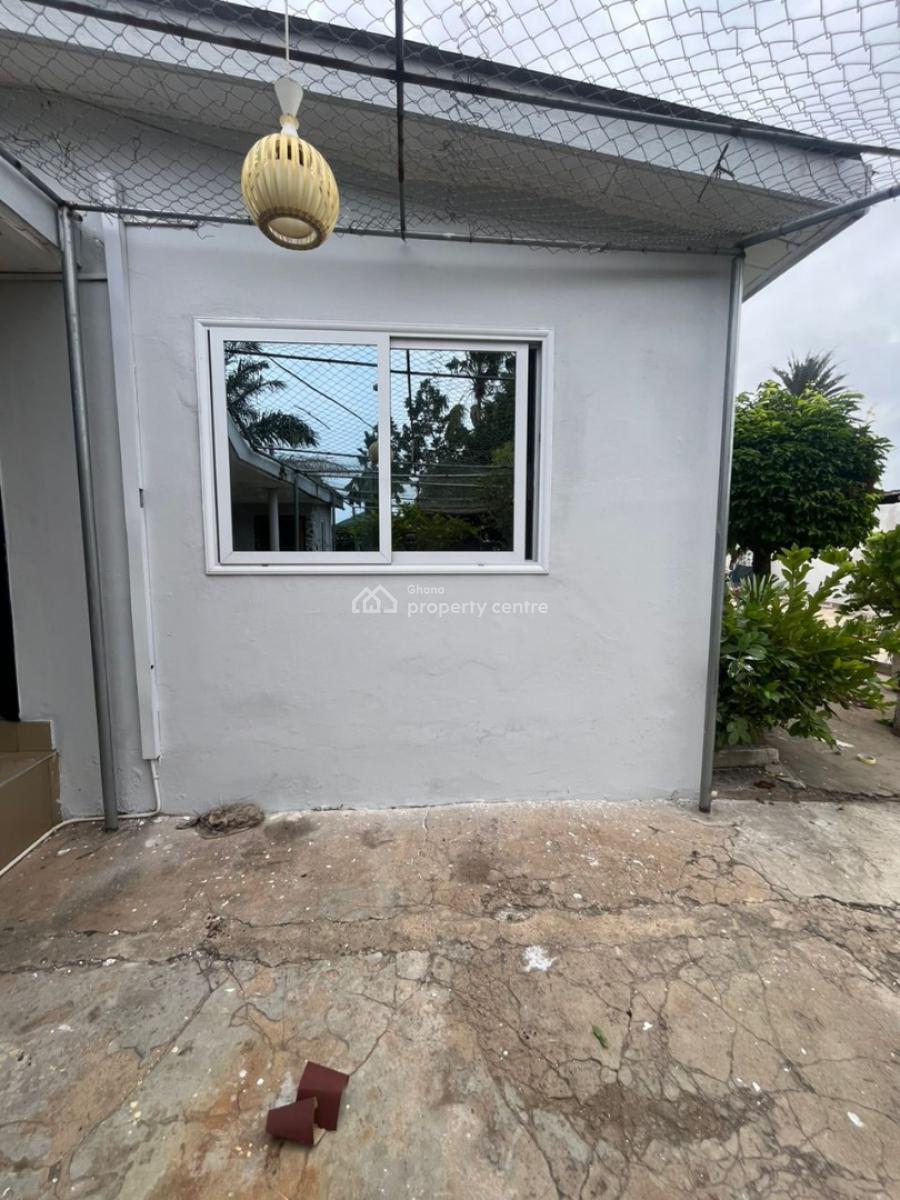 Standard 2 Bedrooms Self Contained @ Labadi, La - Wireless, Labadi-aborm, Accra, Apartment for Rent