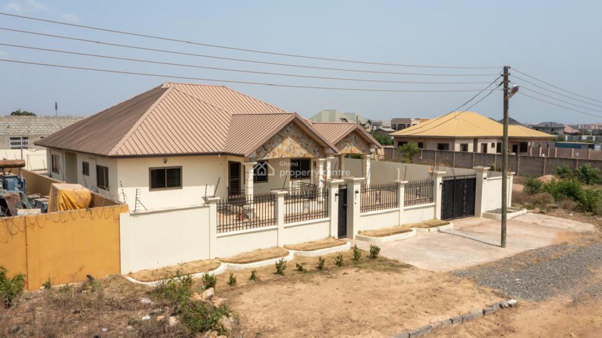 4 Bedrooms Complete, Behind Furniture City, Community 25, Tema, Accra, Townhouse for Sale