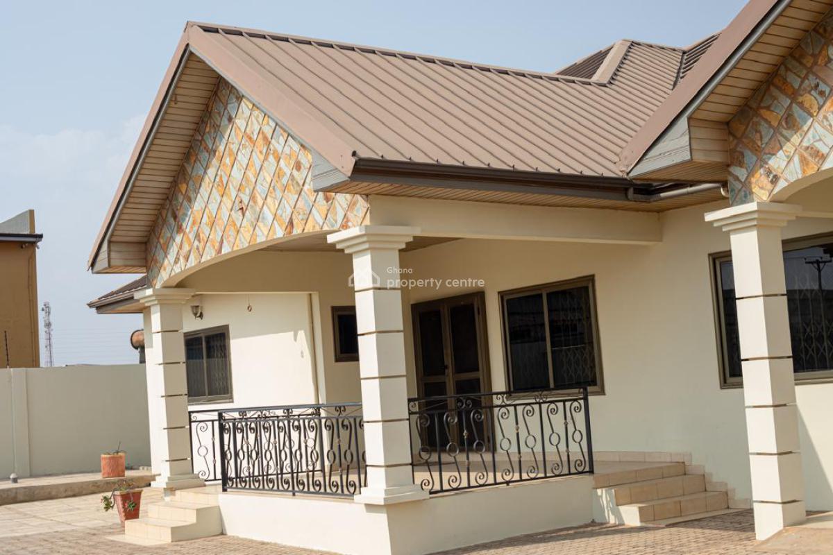 4 Bedrooms Complete, Behind Furniture City, Community 25, Tema, Accra, Townhouse for Sale