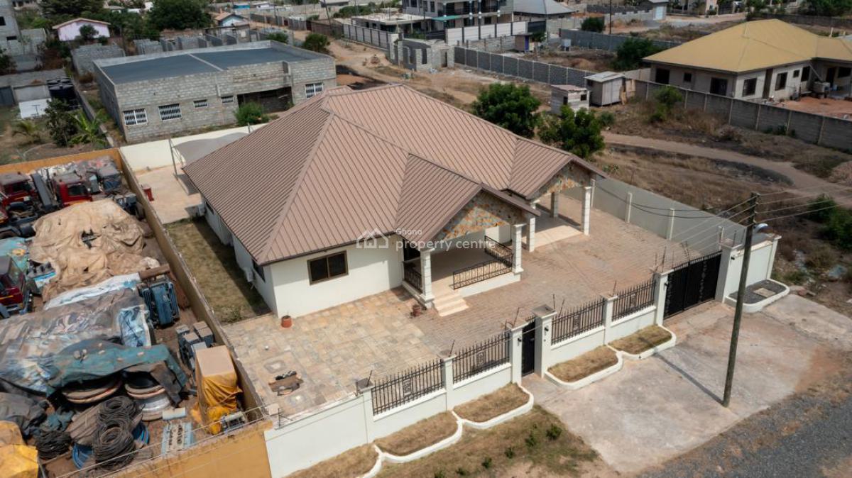 4 Bedrooms Complete, Behind Furniture City, Community 25, Tema, Accra, Townhouse for Sale
