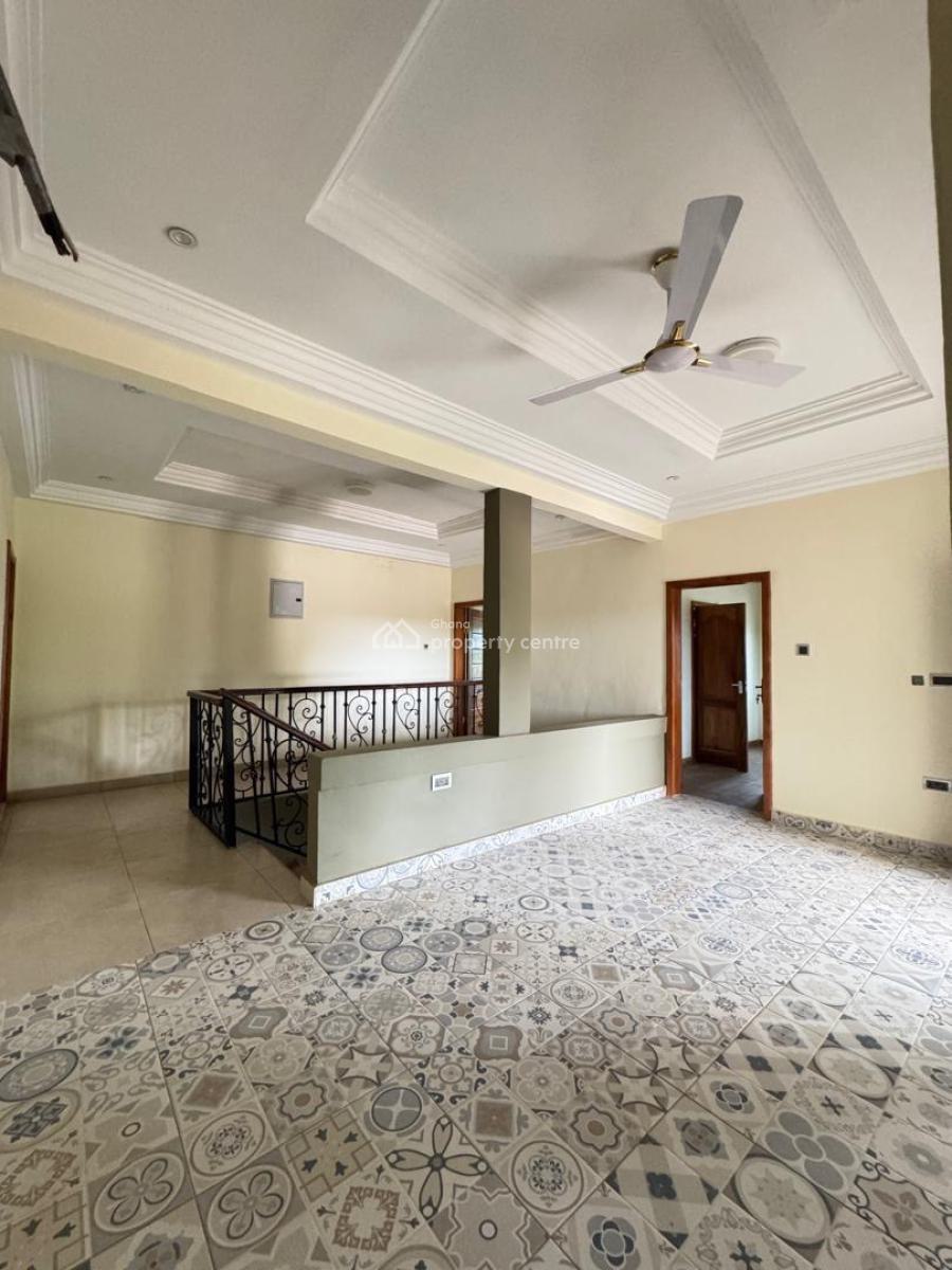 5 Bedrooms House, Kuottam Estate, Oyarifa, La Nkwantanang Madina Municipal, Accra, House for Sale