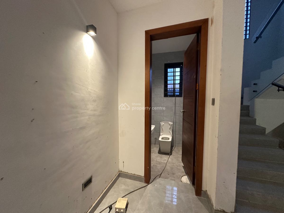 Lexus 4 Bedroom, Taifa, Ga East Municipal, Accra, Detached Duplex for Sale