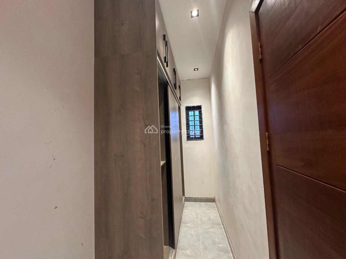Lexus 4 Bedroom, Taifa, Ga East Municipal, Accra, Detached Duplex for Sale