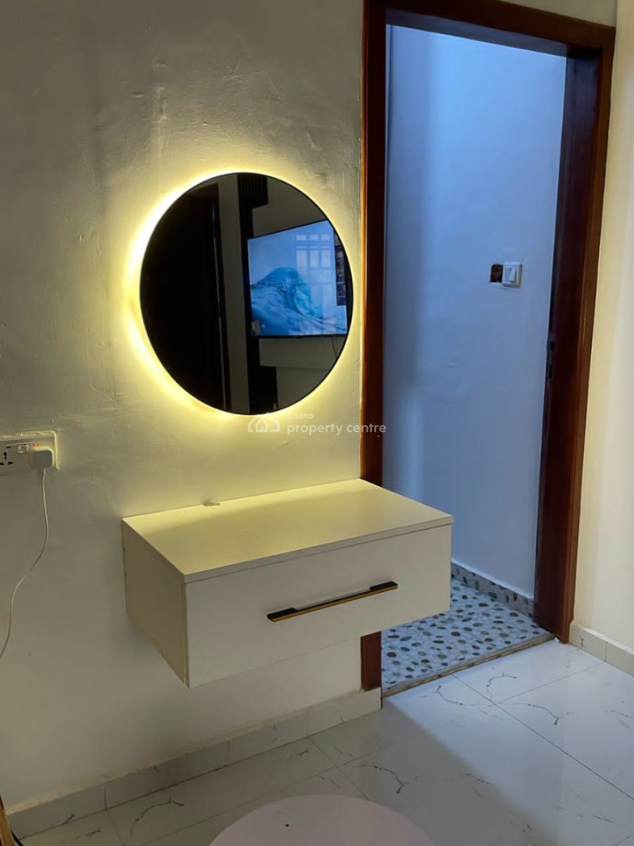 Fresh Sleek New 2 Bedroom Apartment, Close to Papaye, Osu, Accra, Apartment for Rent