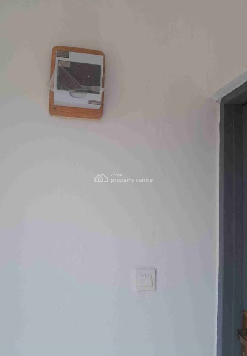 Single Room Self Contained, Nungua C5 Junction 5 Minutes Walk, Accra Metropolitan, Accra, Single Room Self Contained for Rent