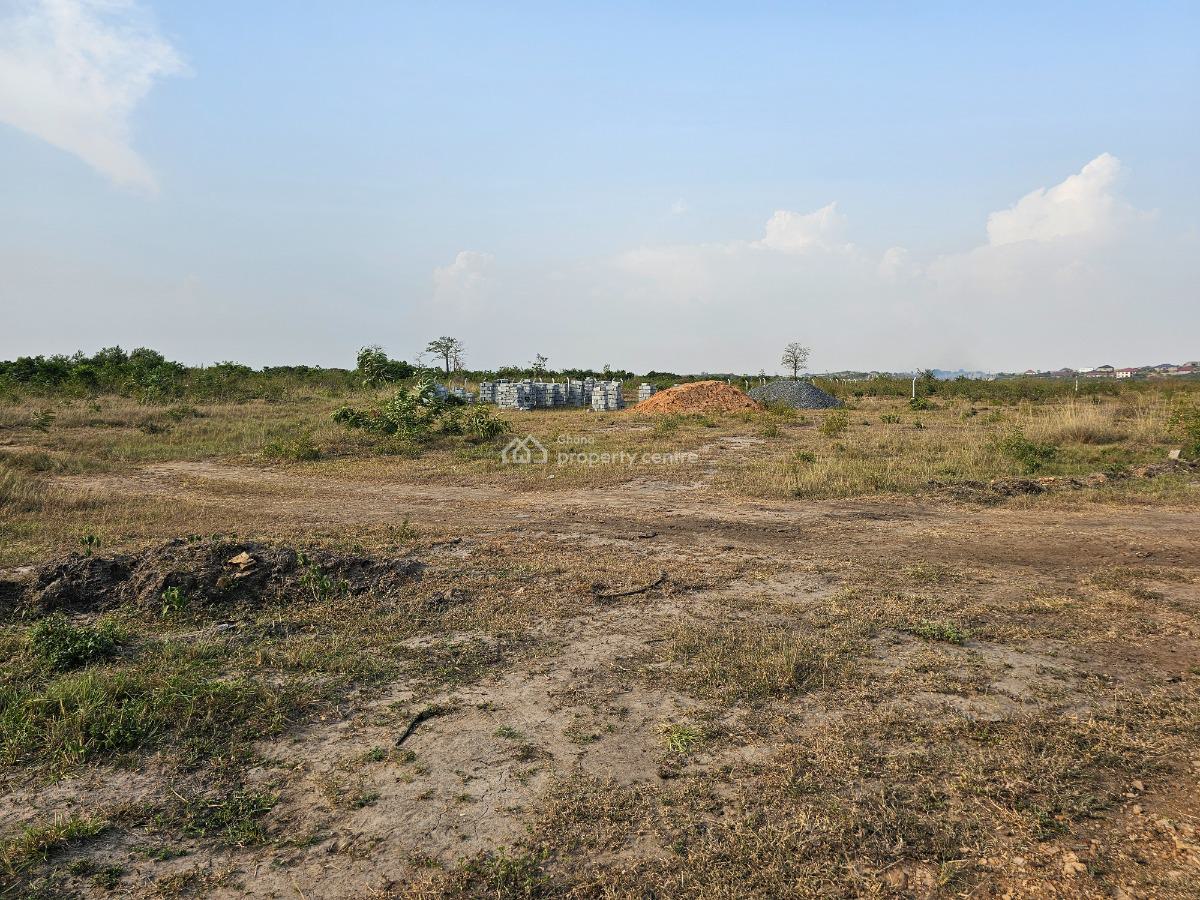 Start Strong in a Fast-growing Neighborhood-- Community 25, Community 25 Mall, Community 25, Tema, Accra, Mixed-use Land for Sale