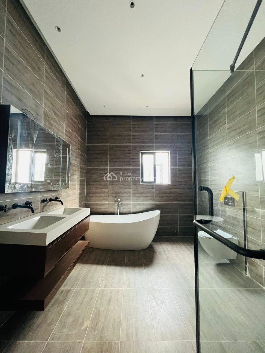 Executive 4 Bedrooms, Adenta Municipal, Accra, House for Sale