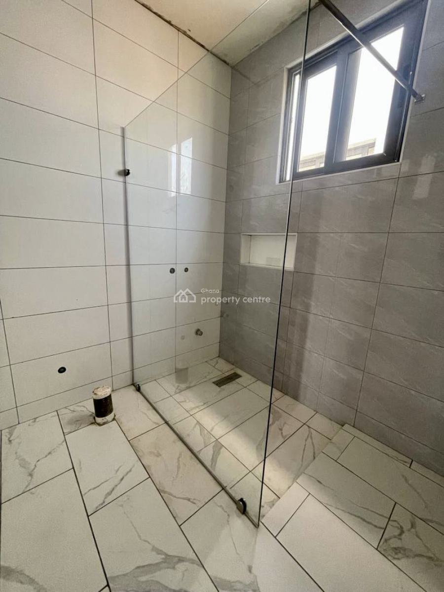 4 Bedroom Townhouse in a Gated Community, Abelemkpe, Accra, Detached Duplex for Sale