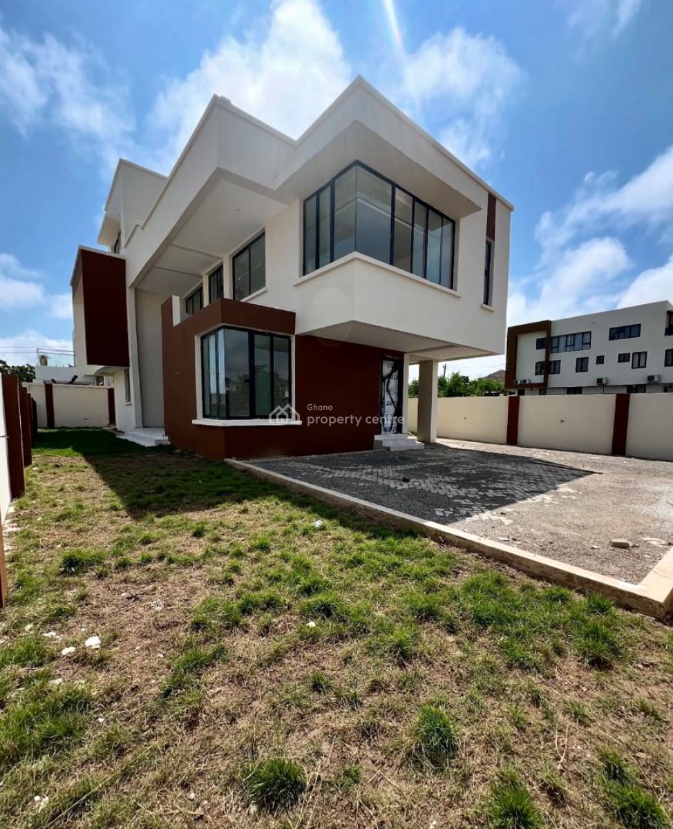 Detached 4 Bedroom Duplex in a Gated Community, Mahama Road, East Airport, Airport Residential Area, Accra, Detached Duplex for Sale
