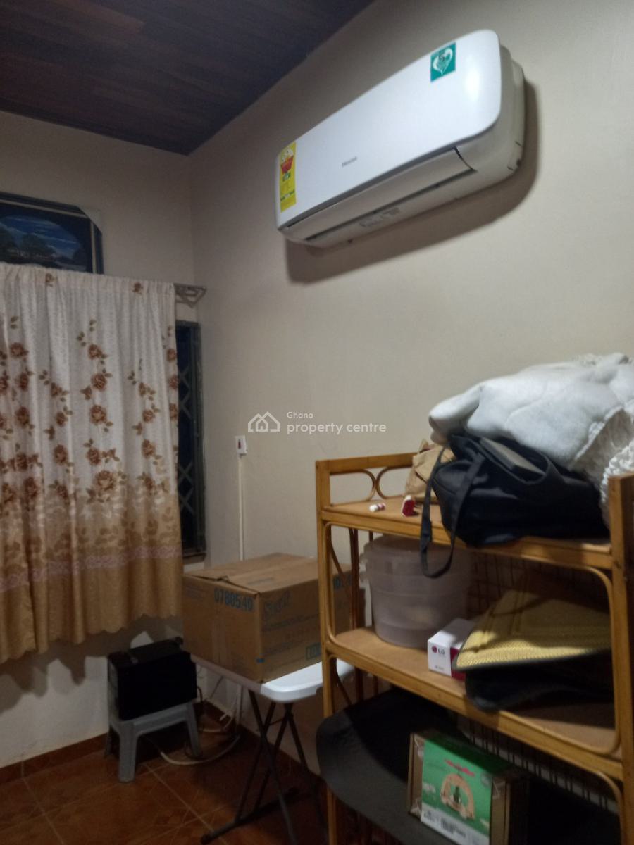 5 Bedrooms ( on 2 Plots), Brofoyedru Adumasa ( Santasi Road)., Kumasi Metropolitan, Ashanti, House for Sale