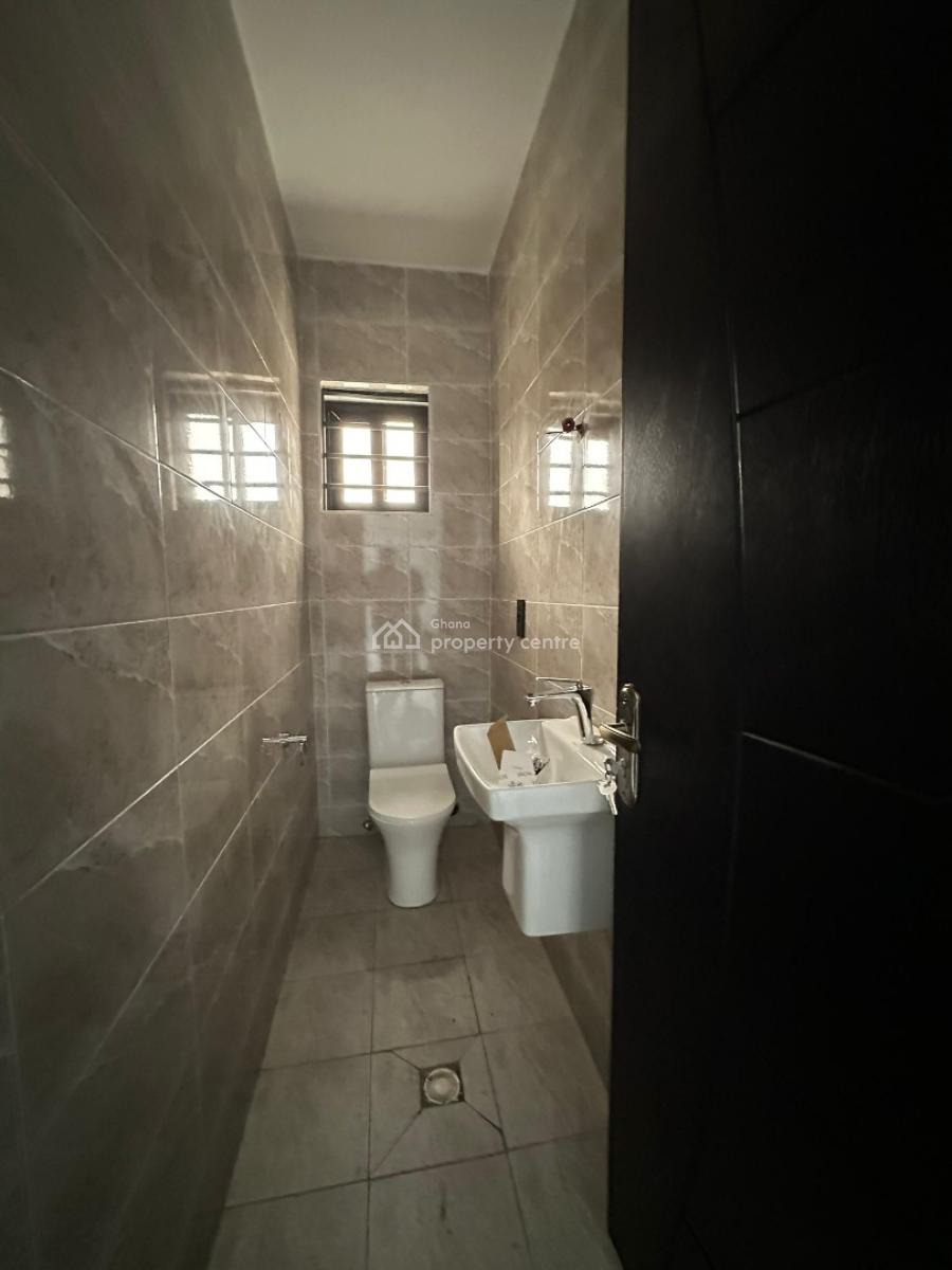 Executive 3 Bedrooms, Ashaley Botwe, Adenta Municipal, Accra, House for Sale