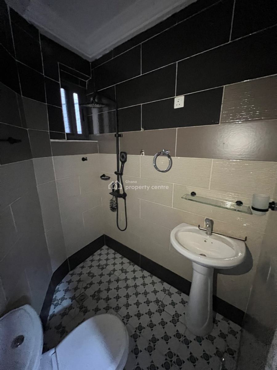 Executive Chamber and Hall Self Contain, Racecourse, Lapaz, Accra, Apartment for Rent