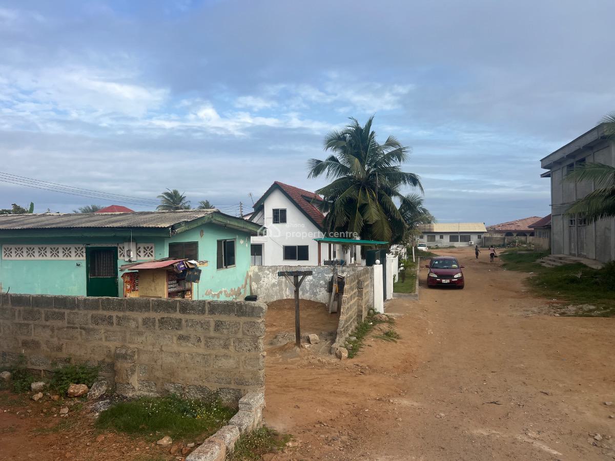2plots of Beach Roadside Land in Nungua, Nungua Beach, Accra Metropolitan, Accra, Mixed-use Land for Sale