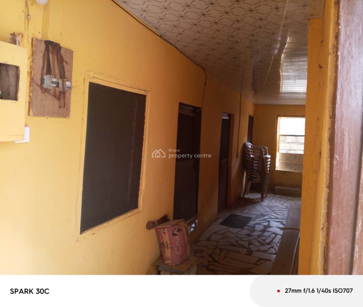 10 Self Contain Apartments @ Darkuman Nyamekye, Darkuman Nyamekye Area, Darkuman, Accra, House for Sale