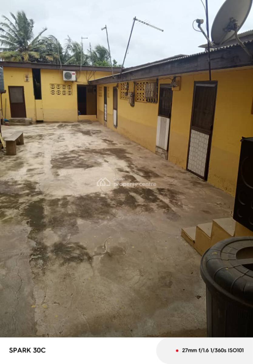 10 Self Contain Apartments @ Darkuman Nyamekye, Darkuman Nyamekye Area, Darkuman, Accra, House for Sale