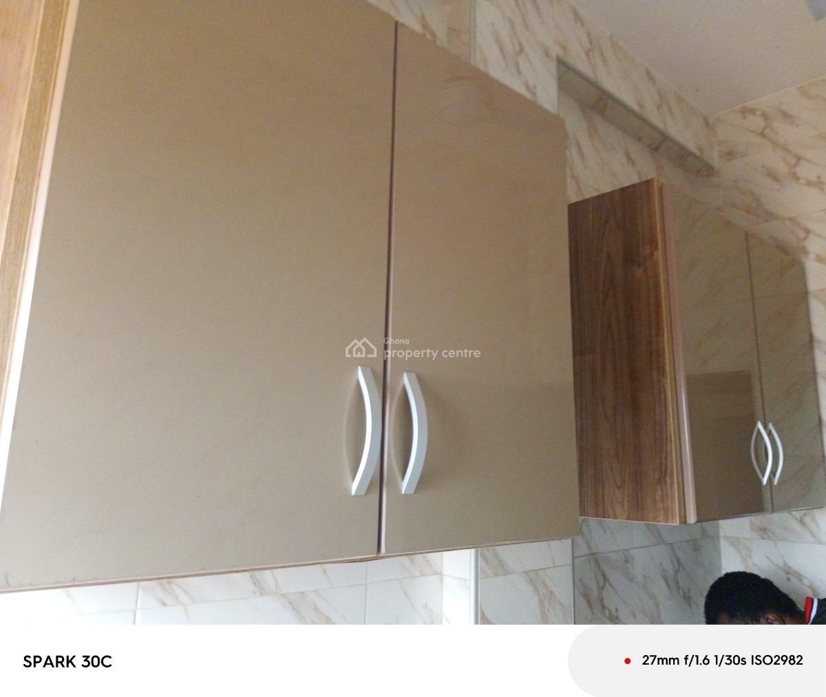 Executive Chamber and Hall S/c Apartment, Apraku, Ga East Municipal, Accra, Apartment for Rent