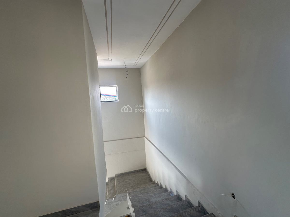 3 Bedroom Duplex with Private Compound, Bush Road, Tse Addo, Accra, Semi-detached Duplex for Sale