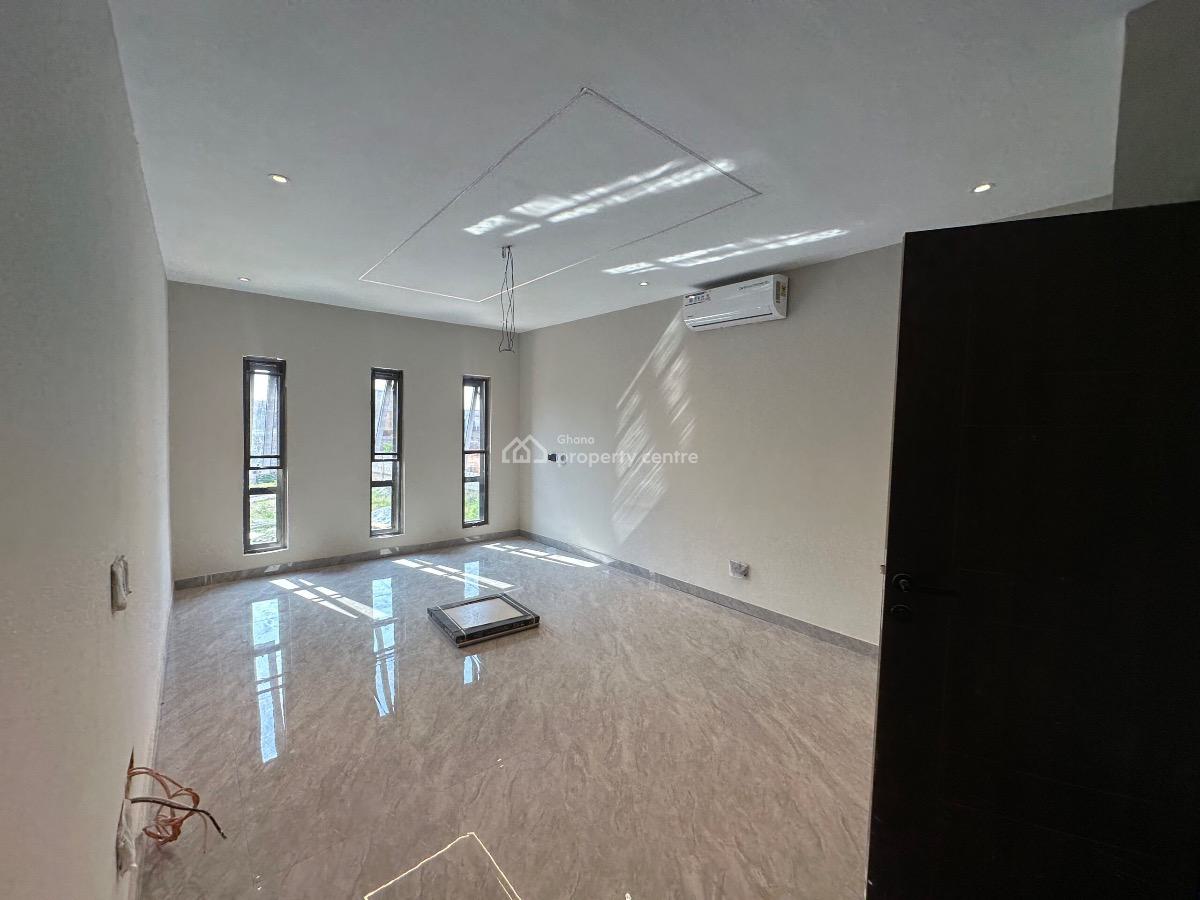 3 Bedroom Duplex with Private Compound, Bush Road, Tse Addo, Accra, Semi-detached Duplex for Sale