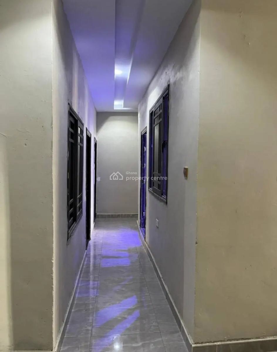 4 Bedrooms, Mampongteng Dumanafo., Kumasi Metropolitan, Ashanti, House for Sale