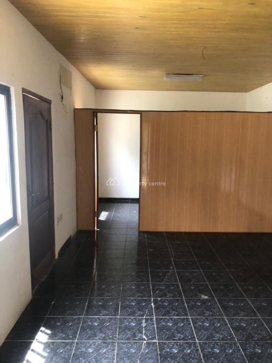 15 Rooms Office Space Cantonment, Cantonments, Accra, House for Rent
