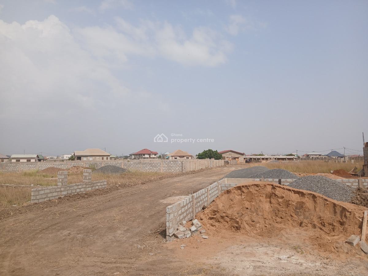 Mixed- Used Plots with Clean Title and Easy Access-- Tema Community 25, Savannah Road, Community 25, Tema, Accra, Mixed-use Land for Sale