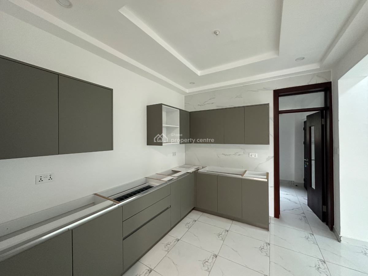 Nice 4 Bedroom, a&c Mall, East Legon, Accra, Townhouse for Rent