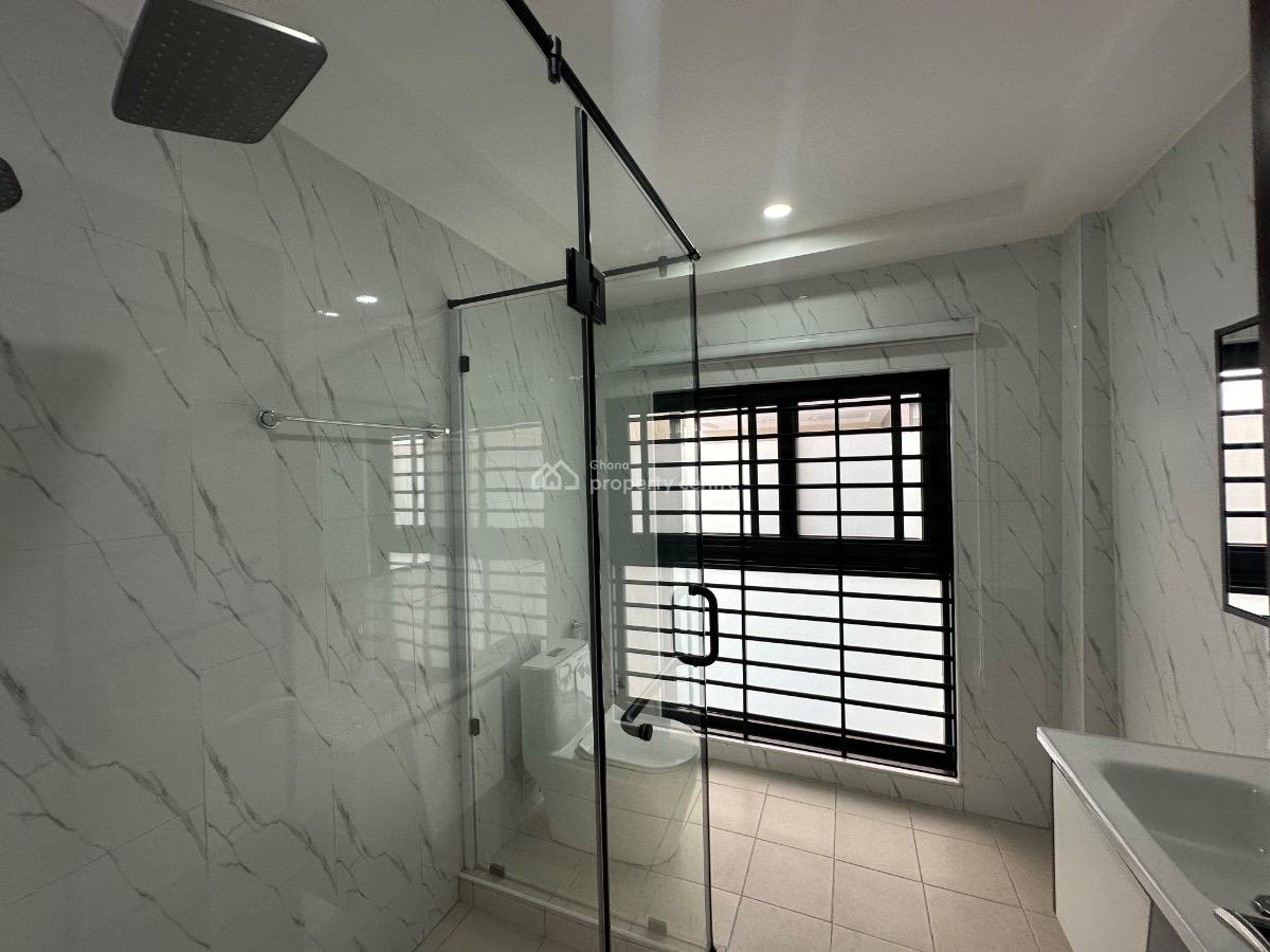 Plush 4 Bedroom, a&c Mall, East Legon, East Legon, Accra, Townhouse for Sale
