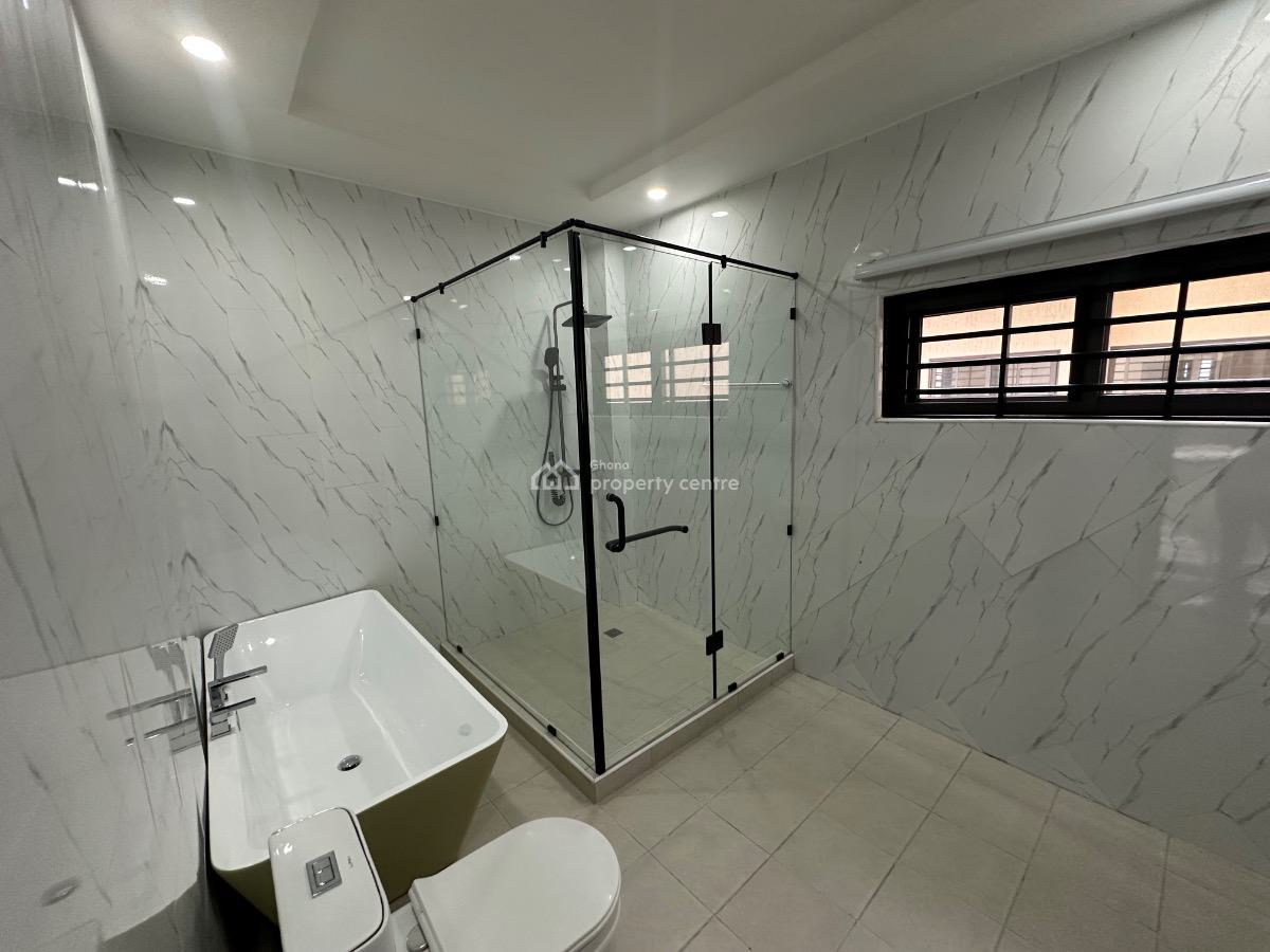 Plush 4 Bedroom, a&c Mall, East Legon, East Legon, Accra, Townhouse for Sale