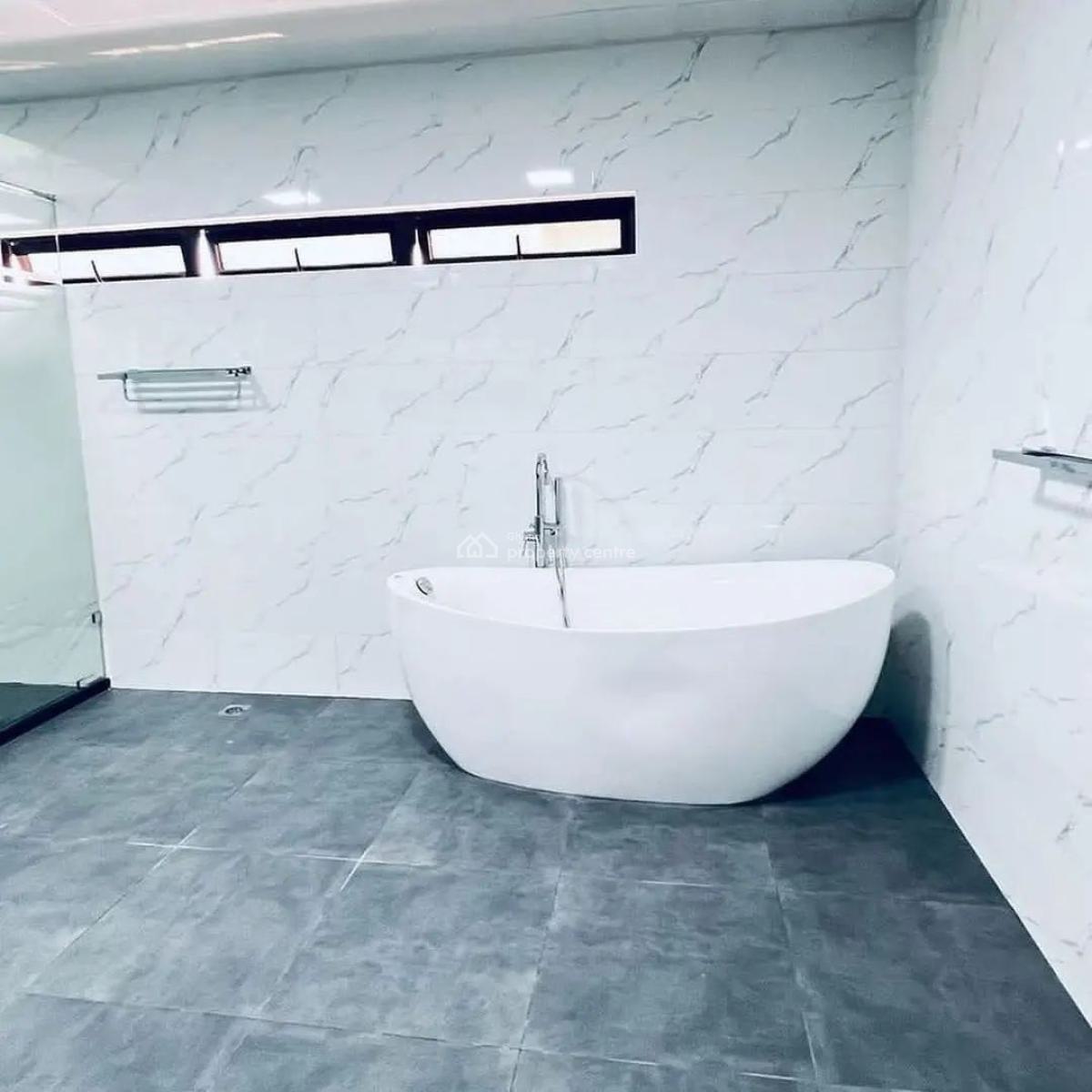 Executive 5 Bedrooms, Cantonments, Accra, House for Sale