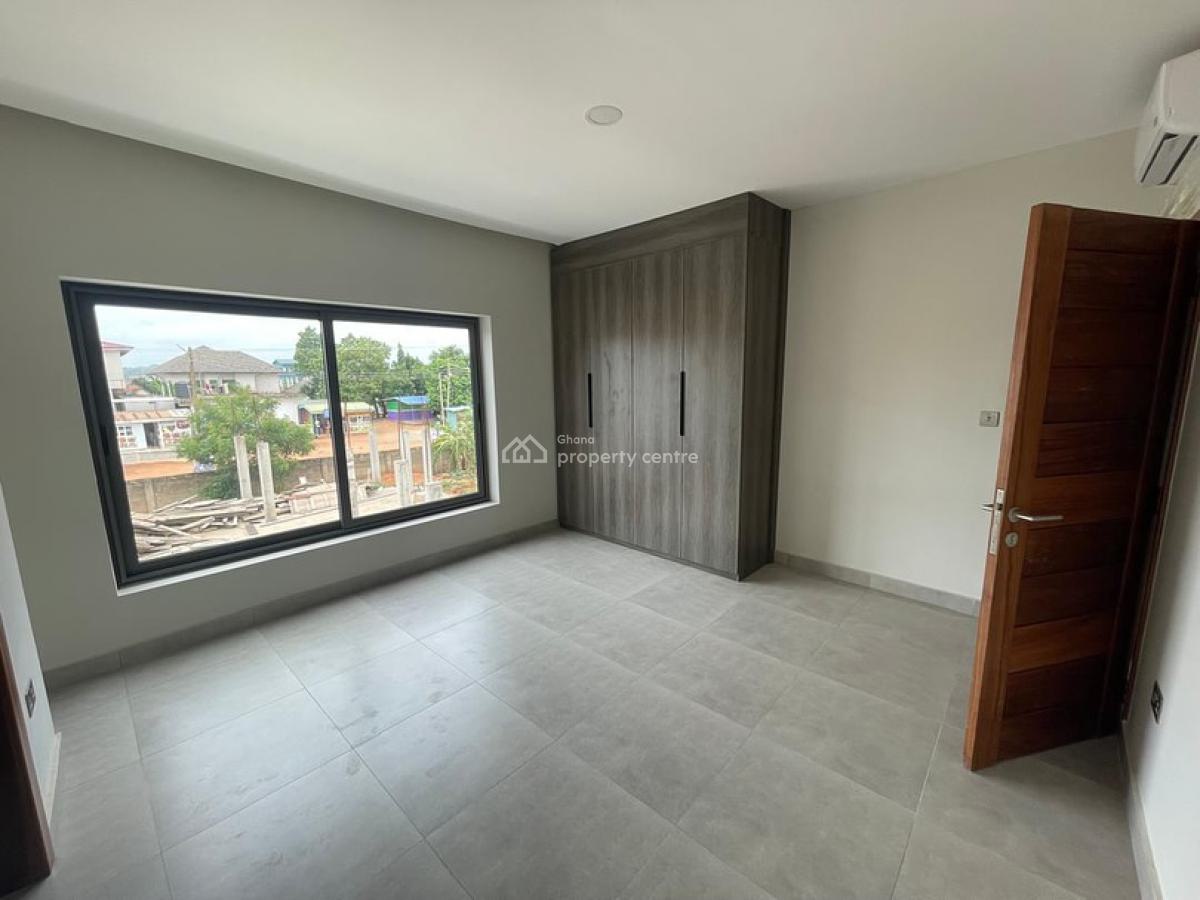 Executive Newly Built All En-suite 3.5 Bedroom, North Legon, Accra, House for Sale