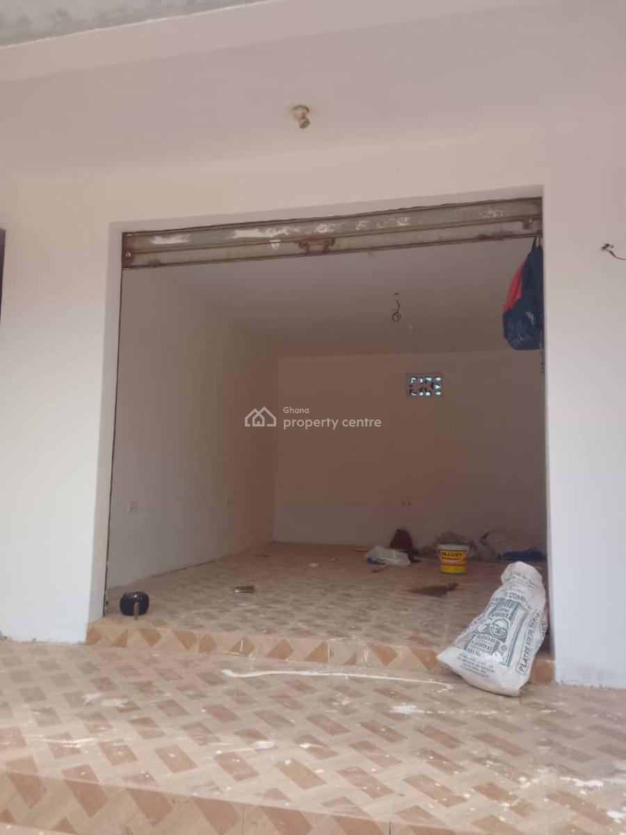 Commercia Property, Rasta Bushroad Police Statoin, Teshie-nungua Estates, Accra, Office Space for Rent