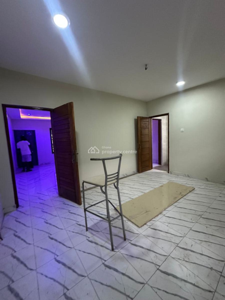 Chamber and Hall Selfcontain, Spintex, Accra Metropolitan, Accra, Terraced Bungalow for Rent