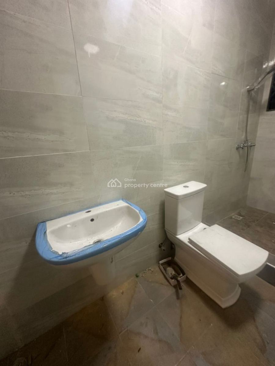 Chamber and Hall Selfcontain, Spintex, Accra Metropolitan, Accra, Terraced Bungalow for Rent
