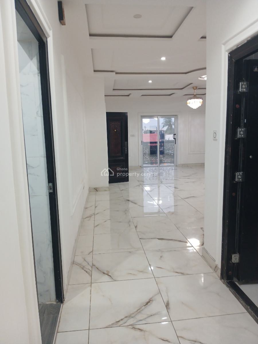 New Luxury 2 Bedrooms Apartment with Morden  Features, Golf City, Tema West Municipal District, Accra, Apartment for Rent