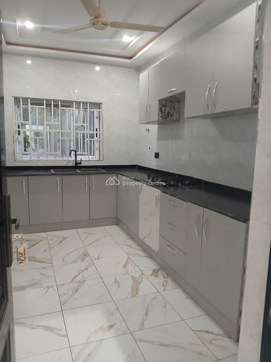 New Luxury 2 Bedrooms Apartment with Morden  Features, Golf City, Tema West Municipal District, Accra, Apartment for Rent
