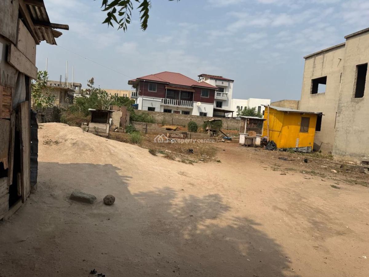 Half Plot of Land at Haatso, Atomic Roundabout, Ga East Municipal, Accra, Residential Land for Sale