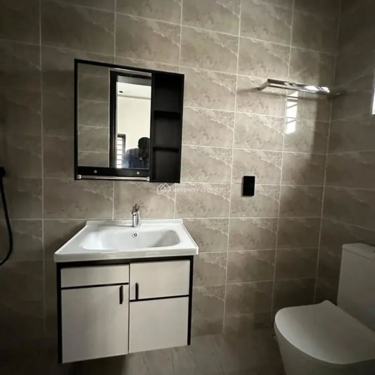 Executive 3 Bedroom, Ashaley Botwe, Adenta Municipal, Accra, House for Sale