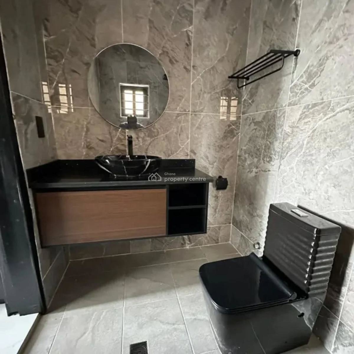 Executive 3 Bedroom, Ashaley Botwe, Adenta Municipal, Accra, House for Sale