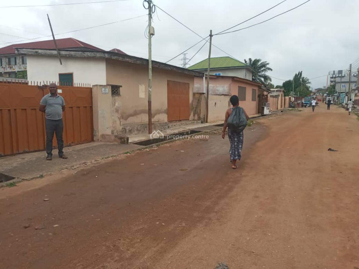 Registered 3brm House @ Darkuman Accra, Cycle Station, Darkuman, Accra, House for Sale
