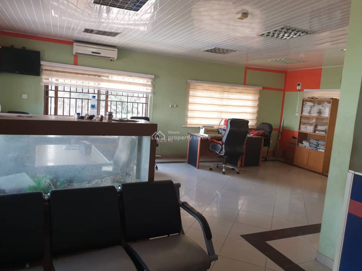 Commercial Titled 5brm Storey House @ Asylum Down, Accra, Trust Tower Area, Asylum Down, Accra, Semi-detached Bungalow for Sale