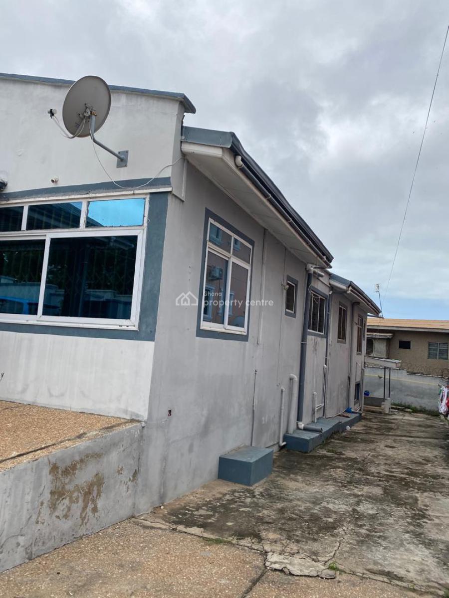 Executive 10 Bedroom, Dansoman, Accra, House for Sale