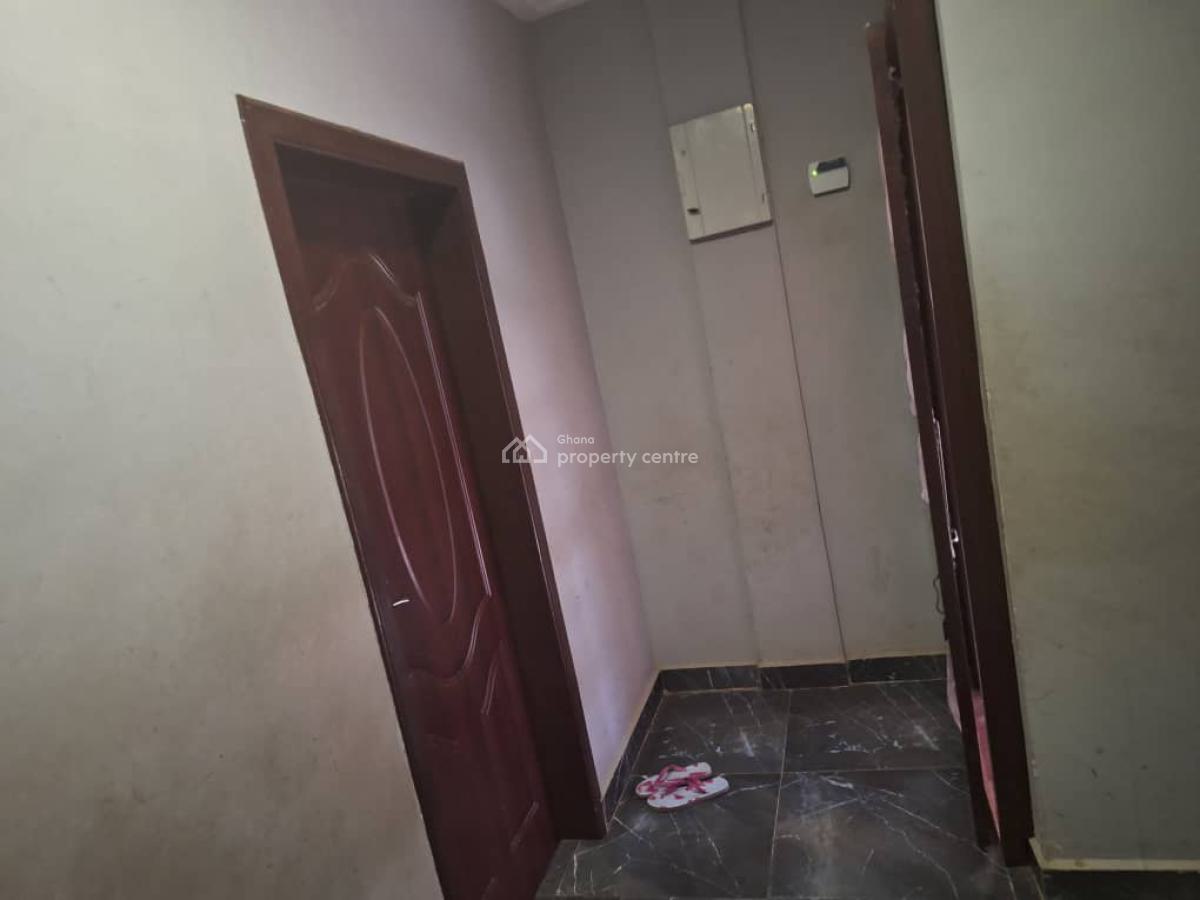 Titled 4brm + Chamber Self Outhouse Storey House + Shop @ Ashongman Es, Ashongman Estate, Aggies Spot, Accra Metropolitan, Accra, Semi-detached Bungalow for Sale