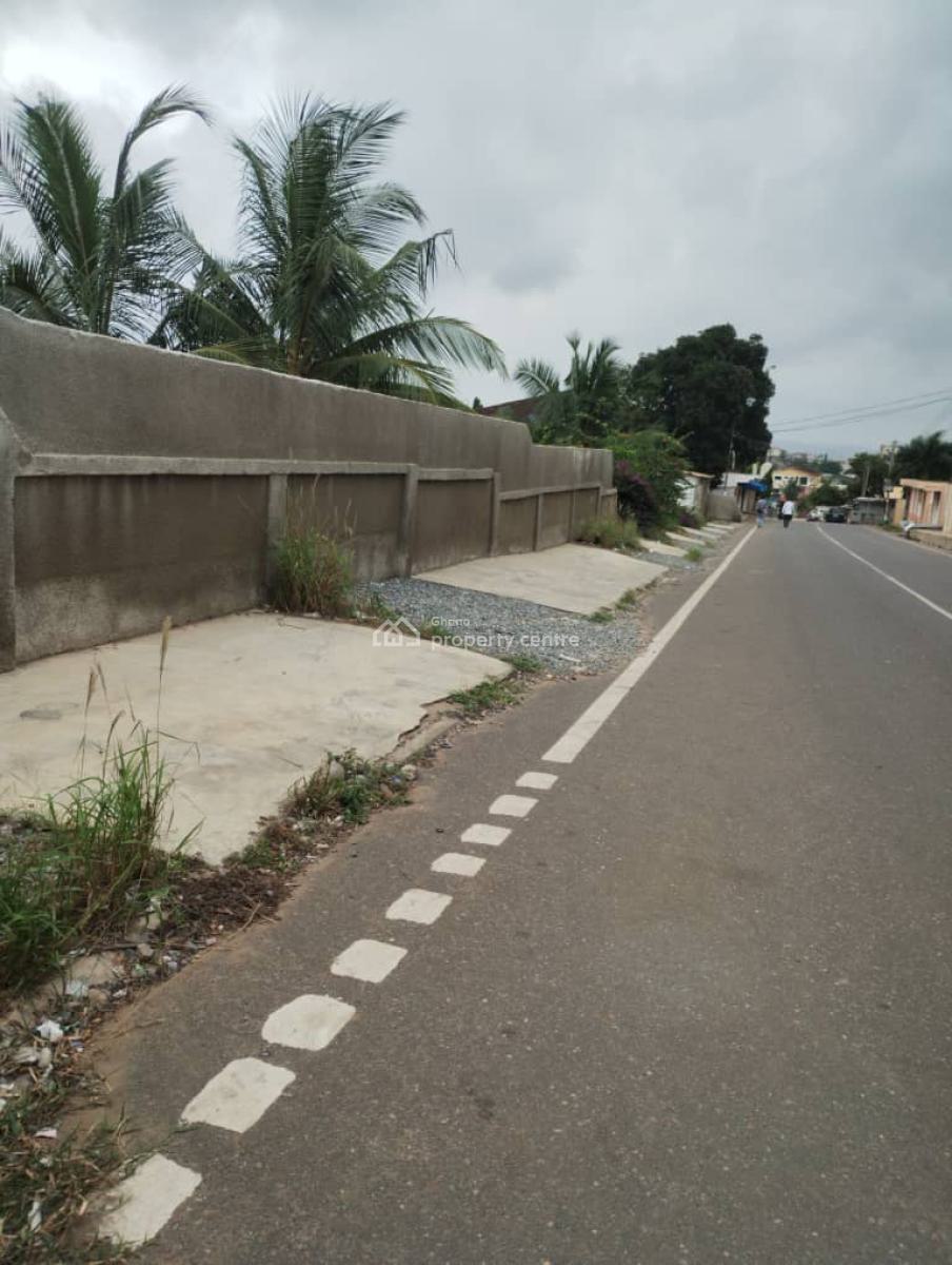 *roadside Titled / Commercial Plot @ Amasaman Highway, Accra.*, Shkpontele, Amasaman, Ga West Municipal, Accra, Mixed-use Land for Sale