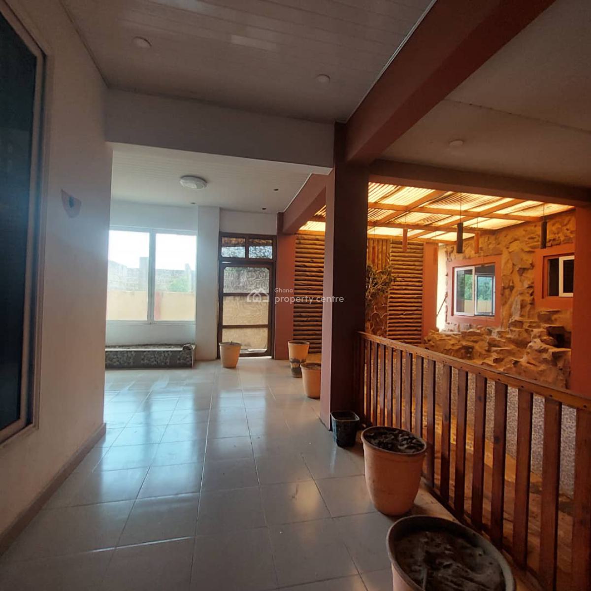 *7brm Storey with Guest Room & Staff Quarters & Swimming Pool @ Tema, Community 25, Tema, Accra, House for Sale