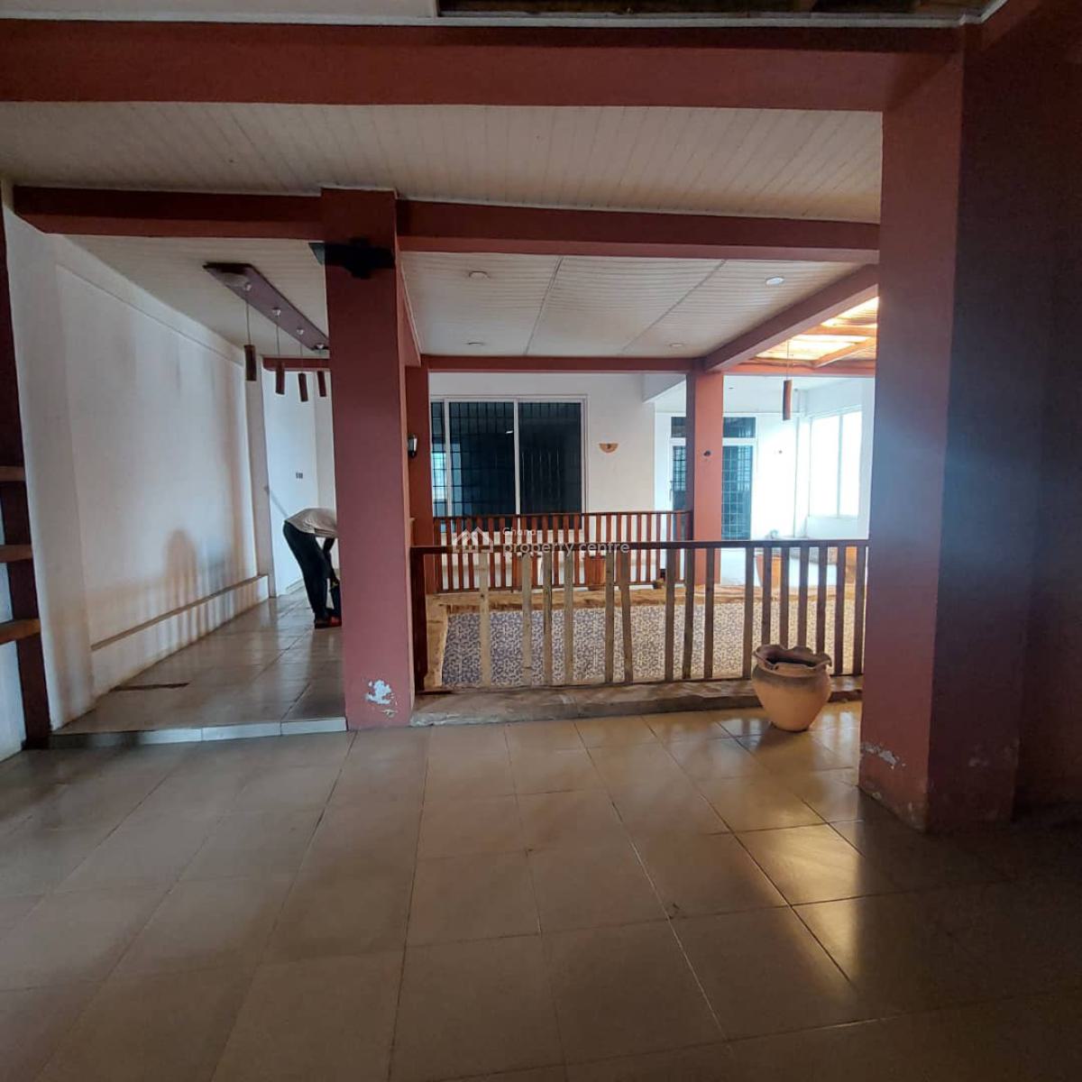 *7brm Storey with Guest Room & Staff Quarters & Swimming Pool @ Tema, Community 25, Tema, Accra, House for Sale